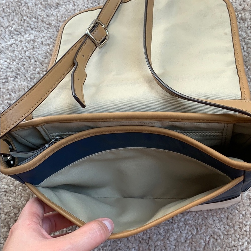 Coach leather crossbody - Picture 6 of 11